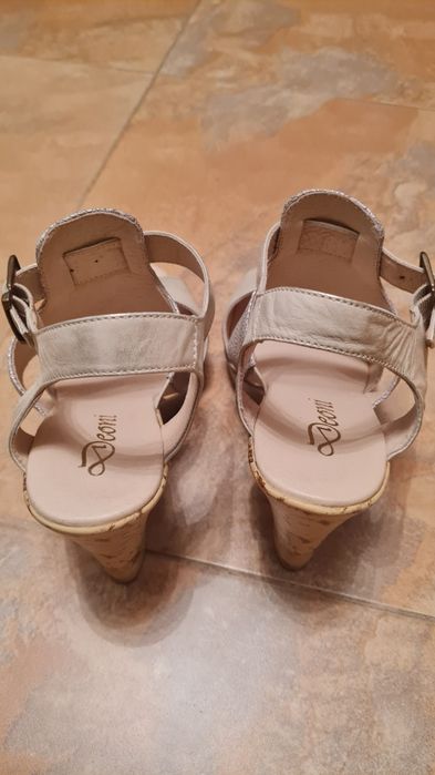 Sandale din piele naturala 36