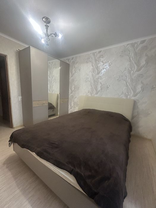 Продам кровать с шифонером