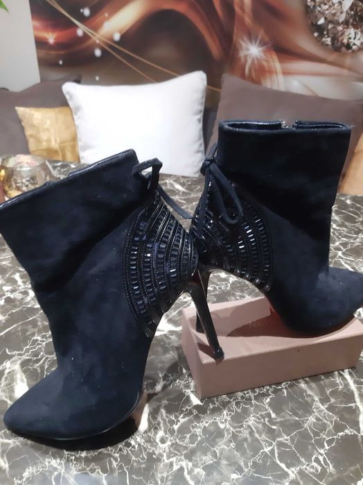 Продавам дамски обувки Zara