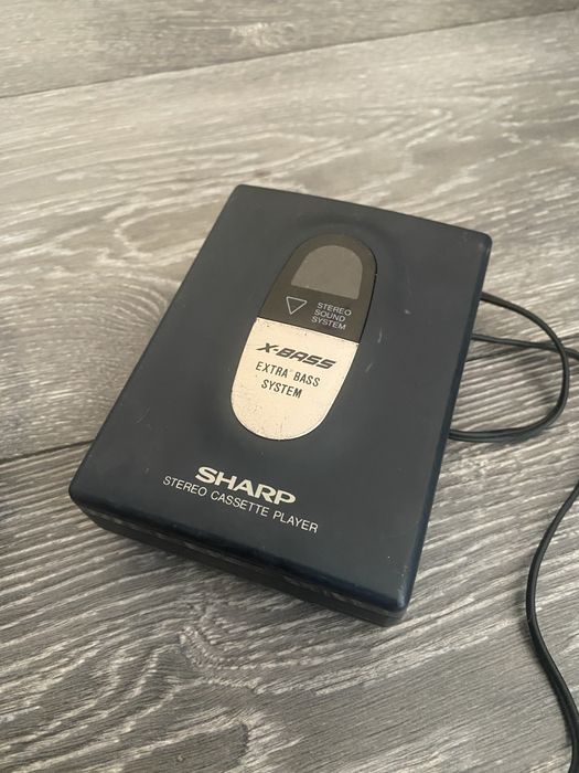 Walkman Sharp X-Bass + Căști retro