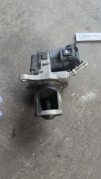 Pompa Webasto Mercedes W221 A2215002598 S320 S500 incalzire auxiliara