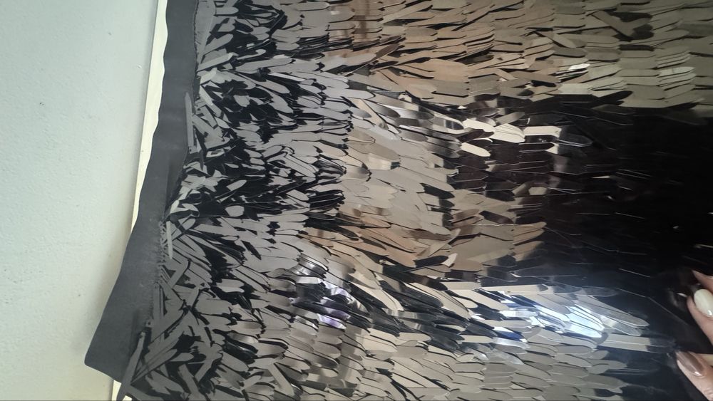 Пола Dsquared2 уникална