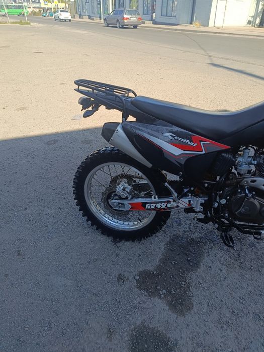 Продам мотоцикл 06