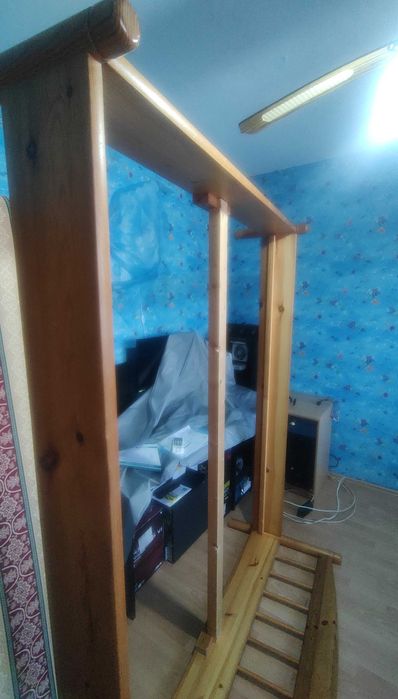 Спалня легло с подматрачна рамка