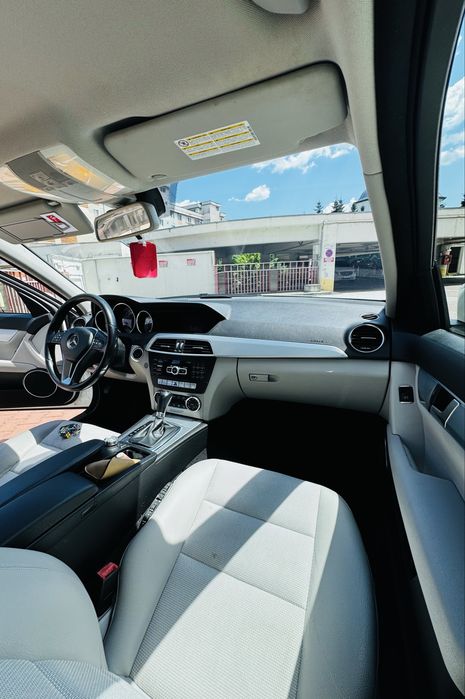 Mercedes C Class Avantgarde 2.2 cdi 170 cai Euro 5