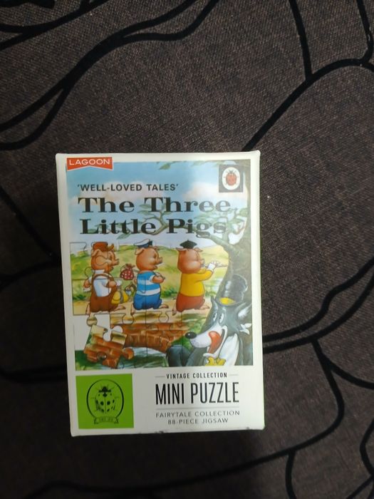 Пъзели: нови, неразпечатвани .