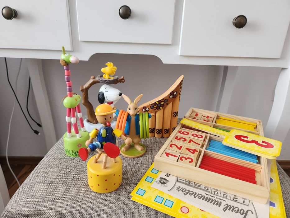 Lot jucării din lemn