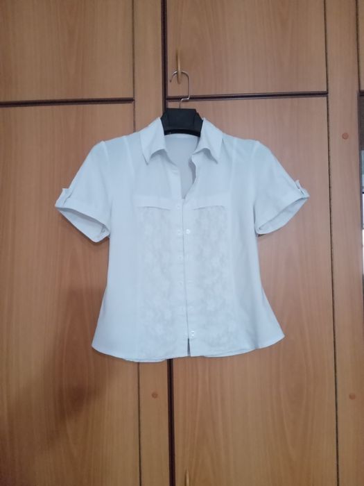 Кофточка,свитор КРАСИВАЯ  .46-48 р.тёплая.