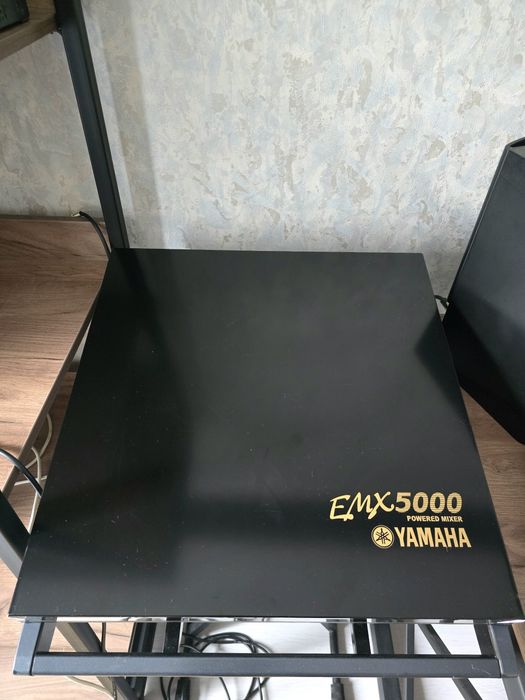 Yamaha emx 5000 sotiladi, xech qanaqa aybi yuq, chetdan kelgan