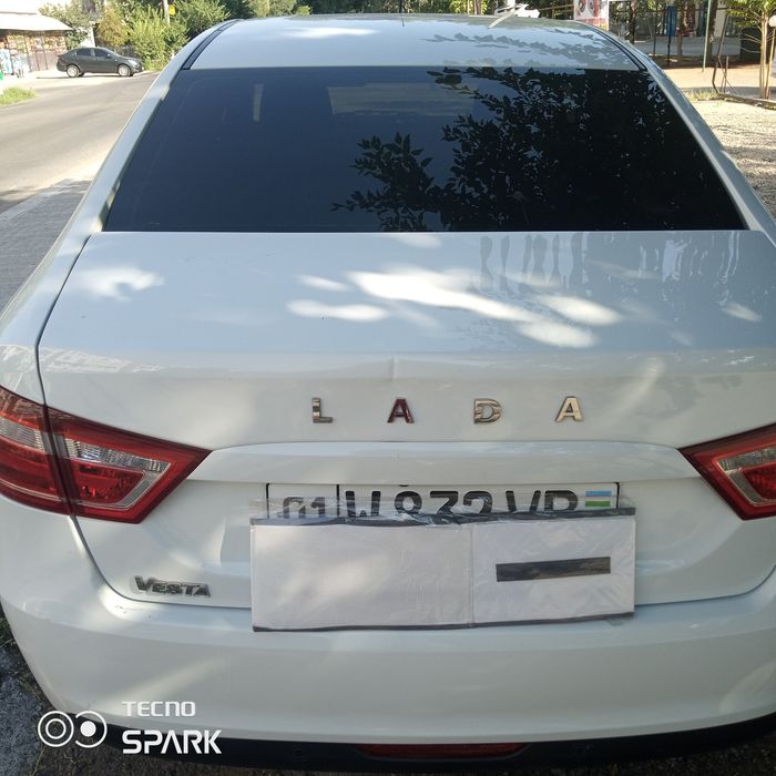 Lada Vesta 2019  Zudlik bilan sotiladi