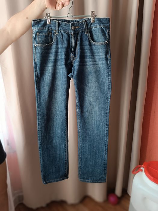 Продам мужские джинсы