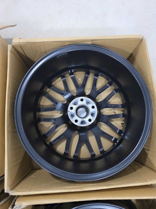 Jante 19 BMW G20 G21 G30 G31 Audi A4 A5 A6 Q3 5x112 8J et30