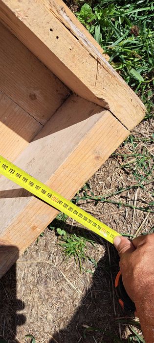 Usa lemn masiva din lemn