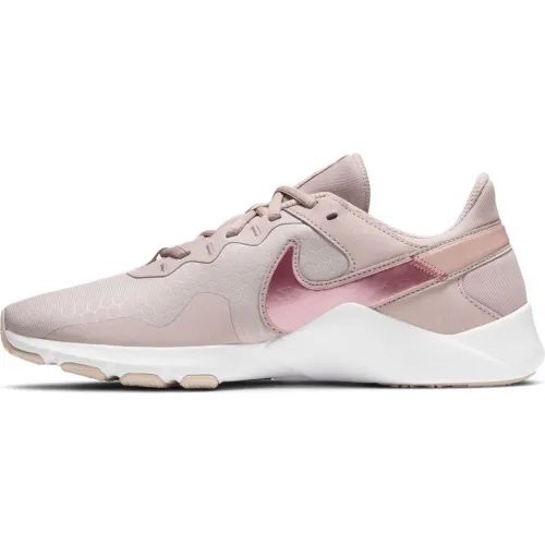 Nike legend essential 2 маратонки