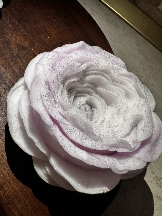 Trandafiri handmade cadouri unice, făcute la comandă