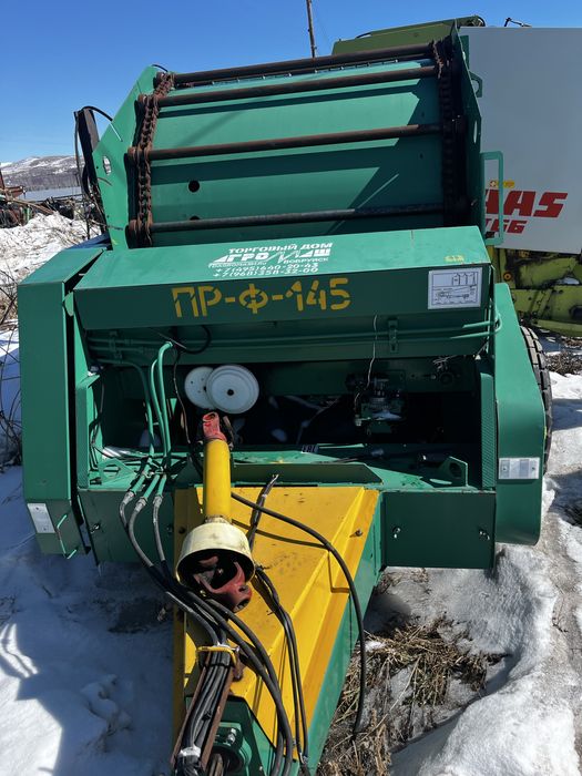 Пресс-подборщик ПРФ-145