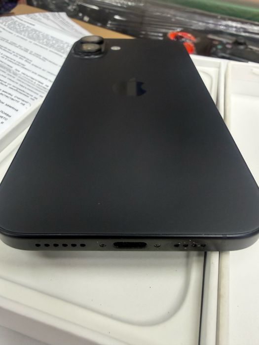 Iphone 16 plus black 128gb 100% батерия!Гаранция