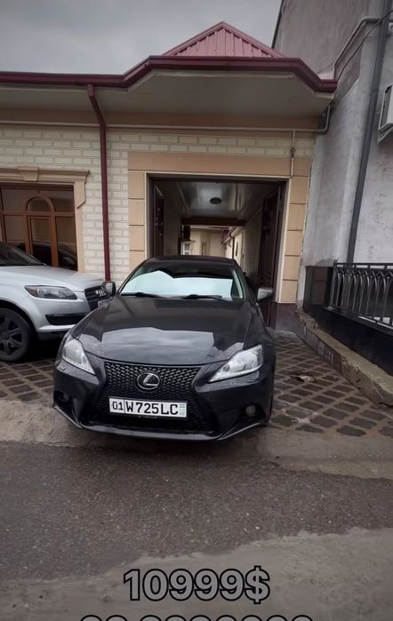 Lexus is 250 4wd