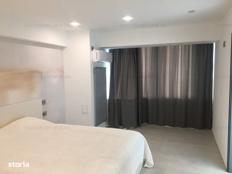 OCAZIE apartament duplex spațios 6 camere, B-dul Unirii, vedere strada