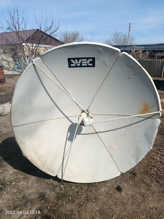 Спутниковая тарелка