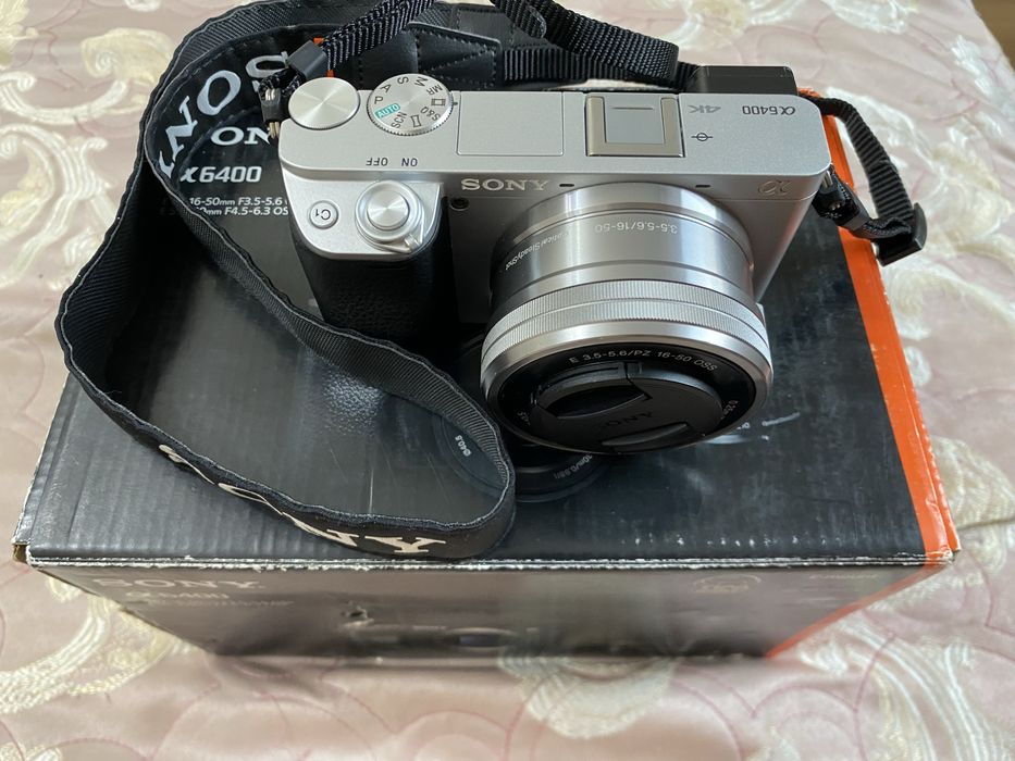 Продам Sony A6400 как новый