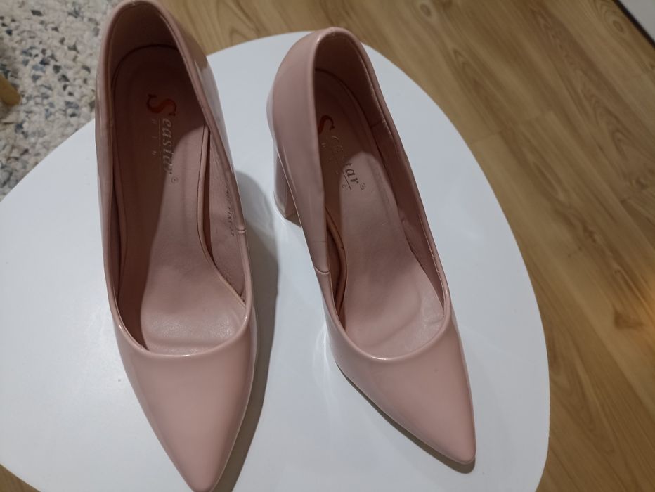 Обувки  на  ток розови