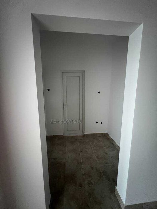 Продава се Тристаен апартамент в Шумен, Център - 65 кв.м за 1805 €/кв.м - Снимка #6