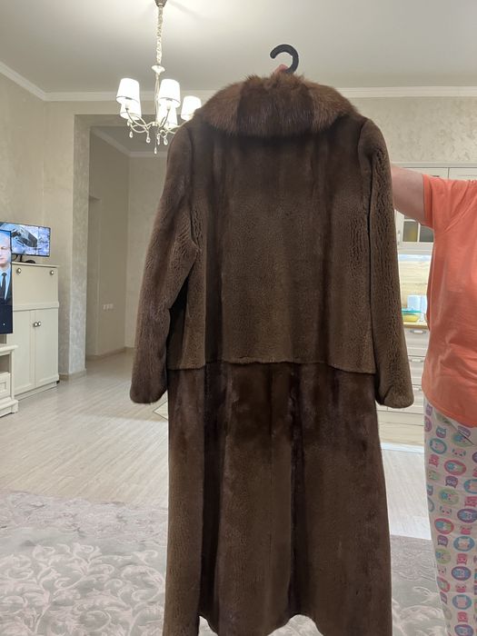 Продам шубу норковую