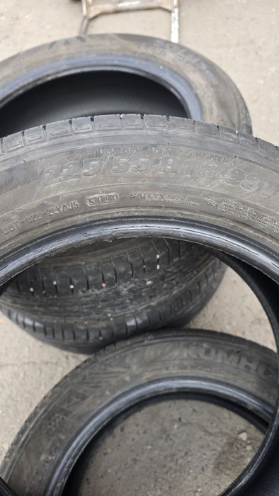 225/55/R18 kumho