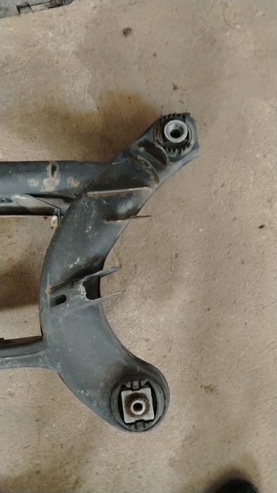 Заден мост Мерцедес Ц клас 204 Е клас 212 207 / Mercedes C class w204, E class w207 w212