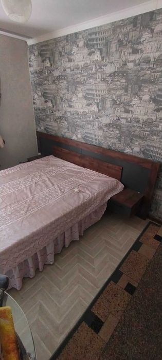 Кровать двухспалка с матрацом
