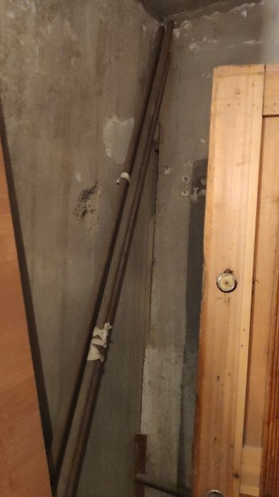 Стояки металл,высота 2,8 м