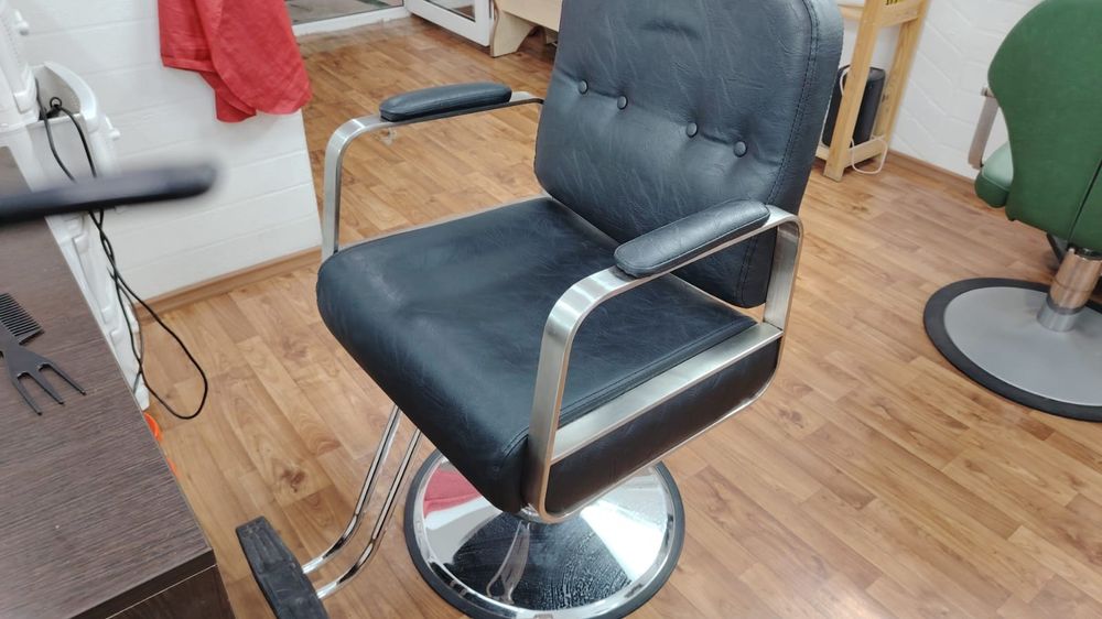 Кресло парикмахерское