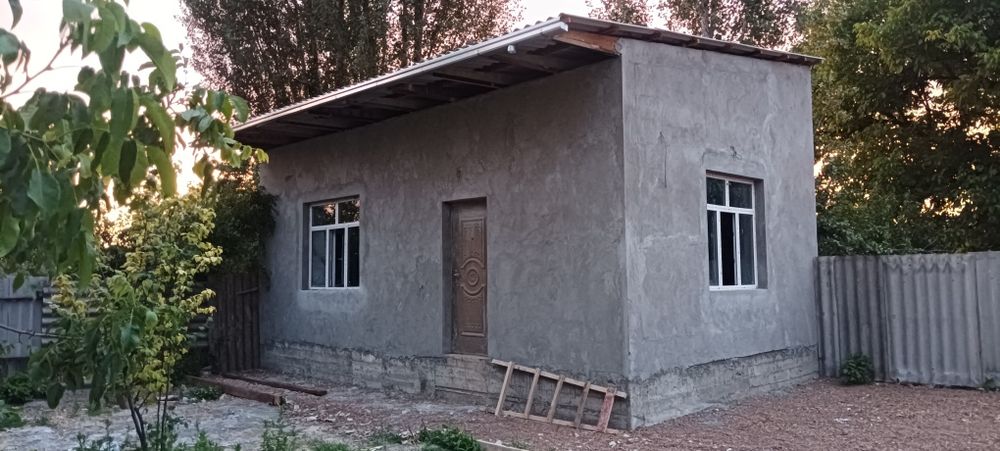 Уй сотилади 2 хона 3 соток Юкори Чирчик р-н (Ахмад Яссавий) 26000 у.е.