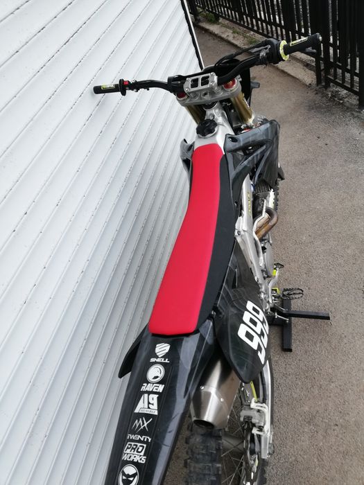 Suzuki RMZ 250 инжекцион