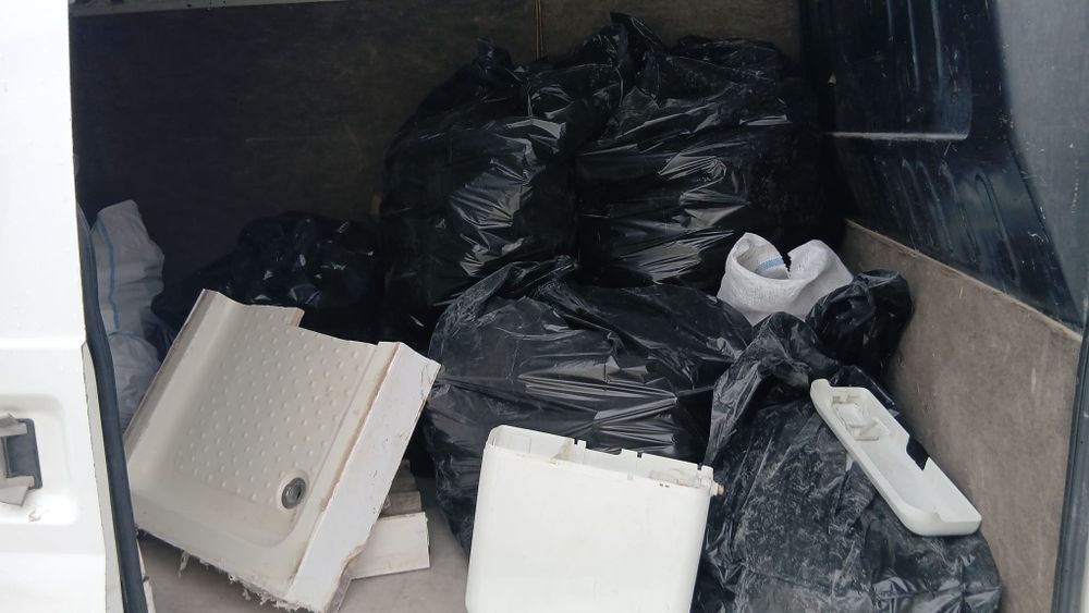 Debarasari Moloz, Evacuari Mobila, etc.