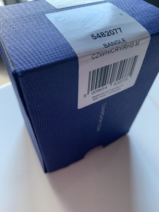 Гривна Swarovski ,чисто нова