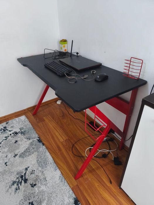 Birou pentru gaming