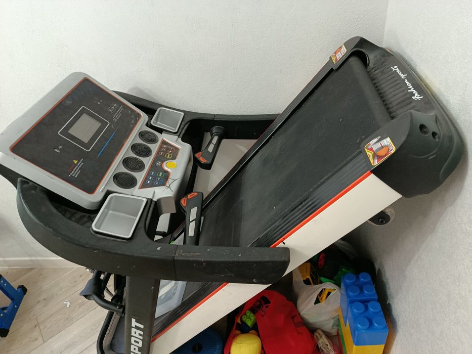 Беговая дорожка сатылады