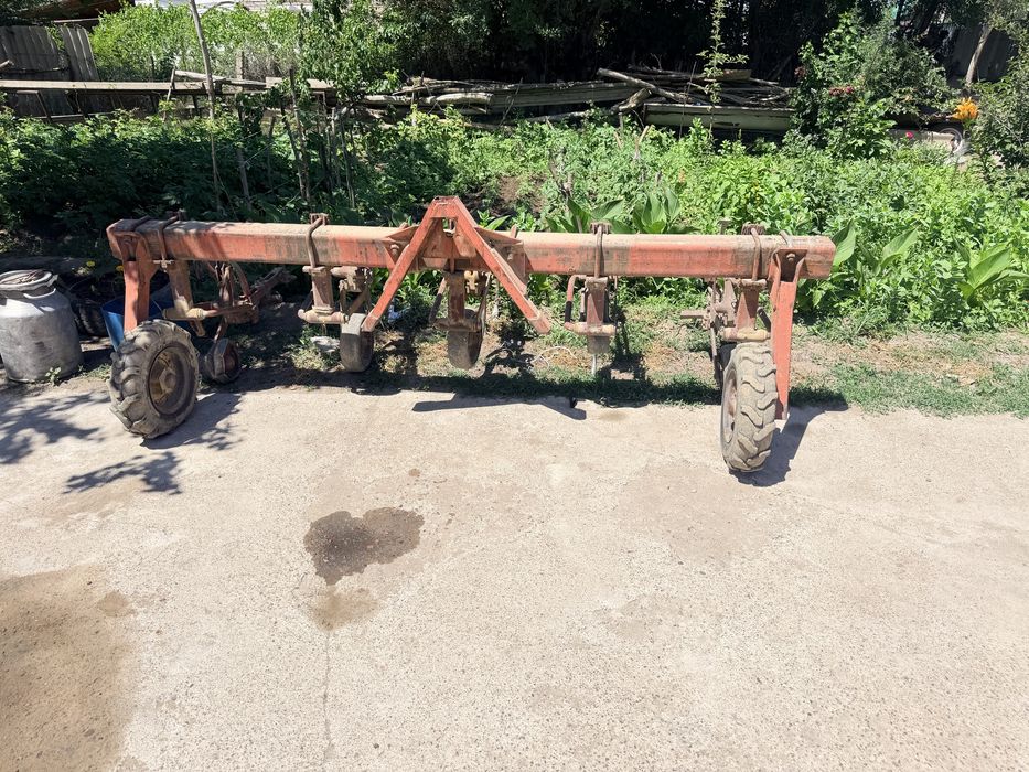 Продам культиватор