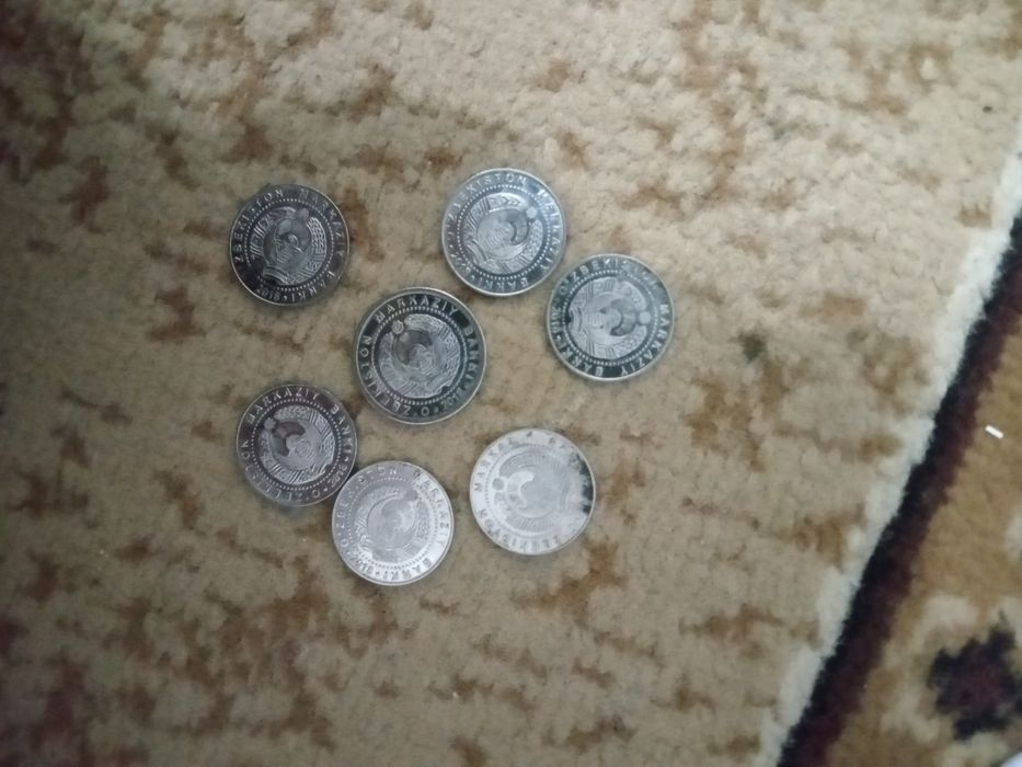 800 сом продам за 4000тг