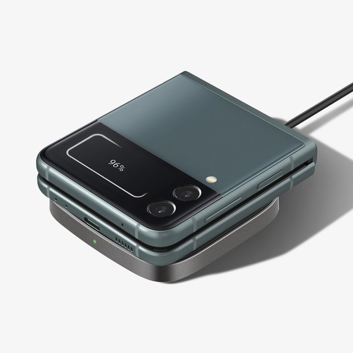 Vand Incarcator Wireless Spigen PF2004 ArcField