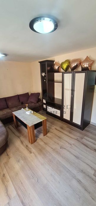 Продава се Едностаен апартамент в Пловдив, Кършияка - 52 кв.м за 1079 €/кв.м - Снимка #2
