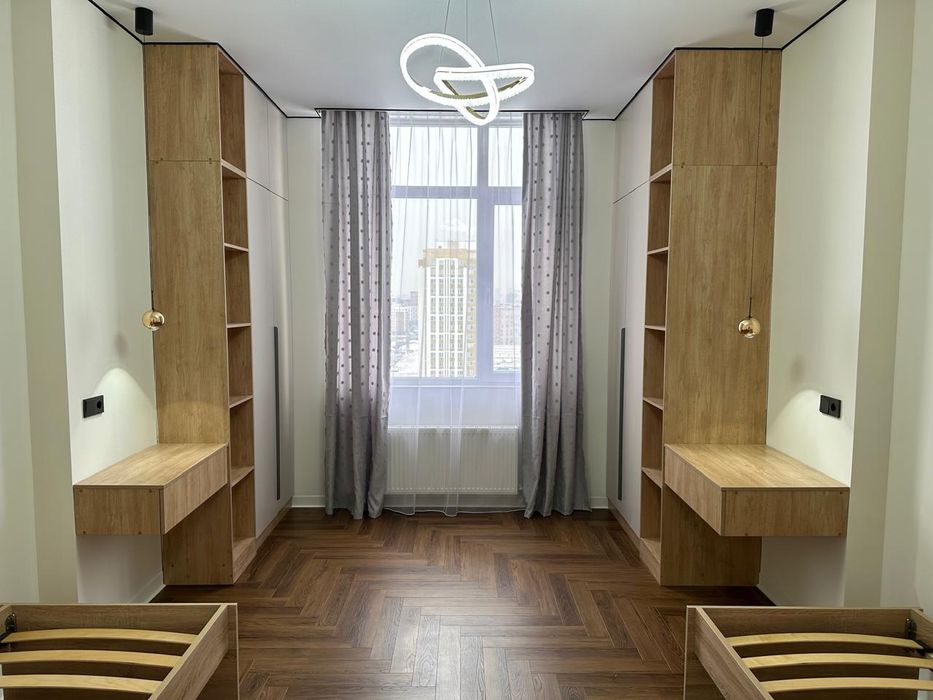 Продаётся  3-х комнатная квартира