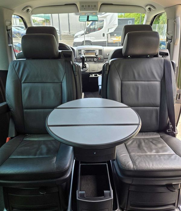 VOLKSWAGEN Multivan 2010 — imagine 4