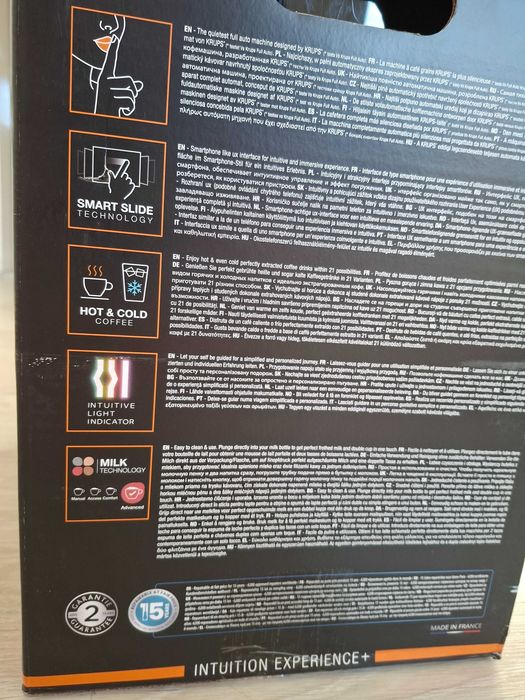 Espressor automat Krups Intuition Experience+ EA877D10, interfata touchscreen, 8 profiluri personalizabile, 15 bari