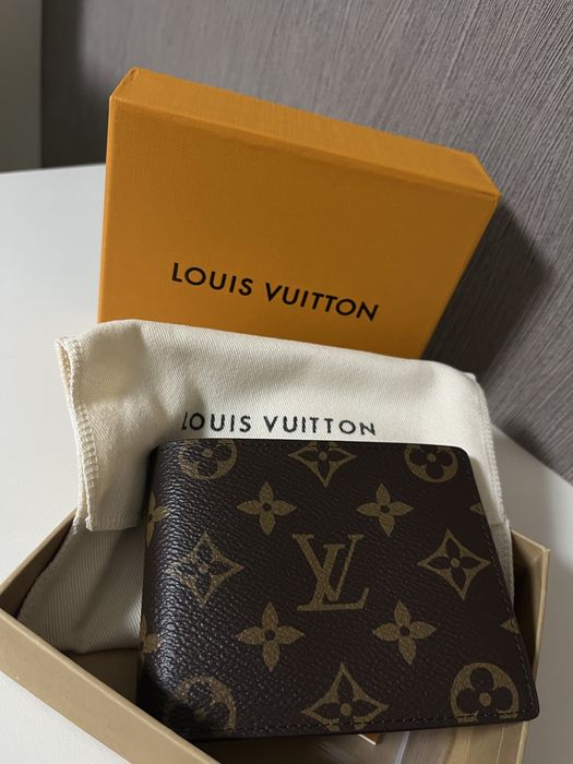 Louis Vuitton Marco Портфейл