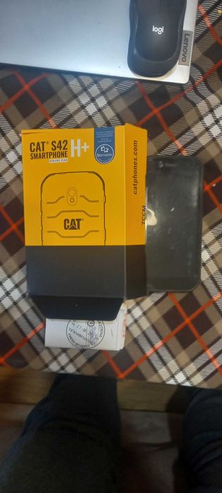 Телефон CAT S 42+