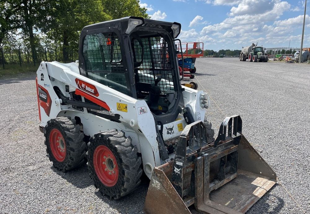 Bobcat S550 Mini Incarcator Frontal Bobcat S550 Mini Incarcator Frontal