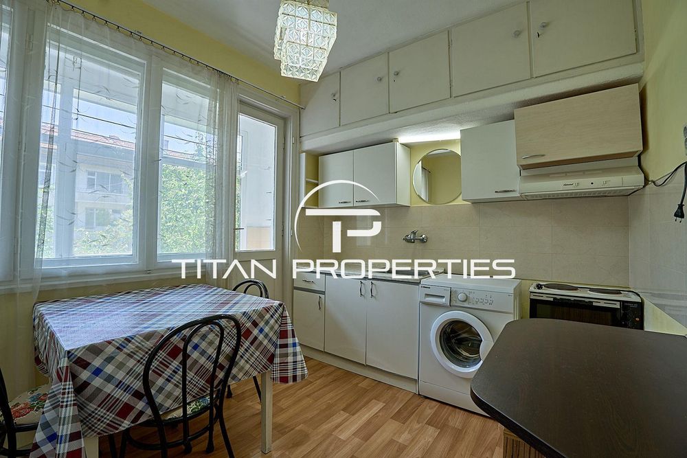 Продава се Двустаен апартамент в Пловдив, Младежки Хълм - 60 кв.м за 1182 €/кв.м - Снимка #3